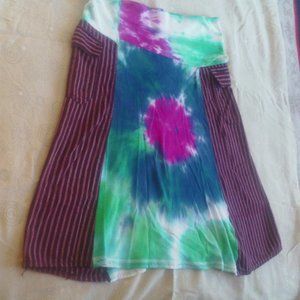 Handmade tie-die skirt with pockets, size 12